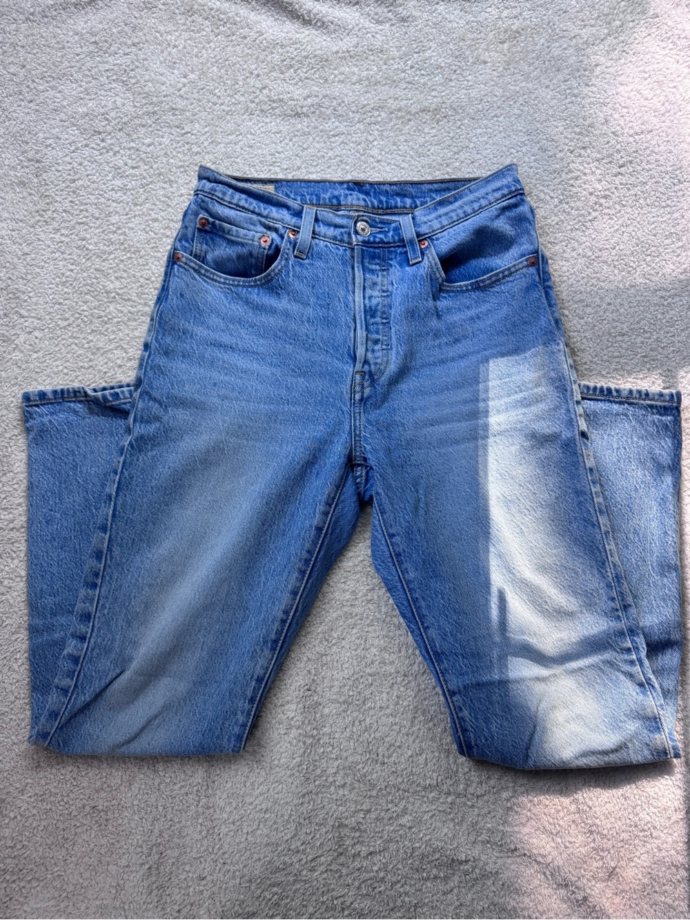 Women’s Levi’s Wedgie Straight size 28